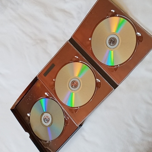 OZ DVD Complete Set Seasons 1-6 - Picture 5 of 16